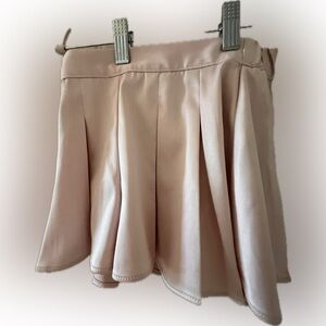 Janie and Jack Light pink satin shorts/skort size 5